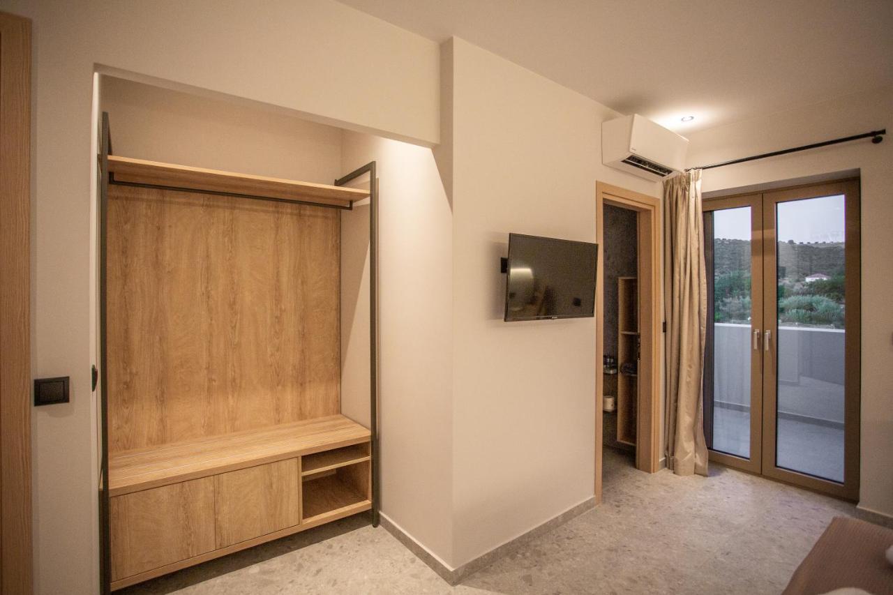 Quinta Essentia Suites Foiníki エクステリア 写真