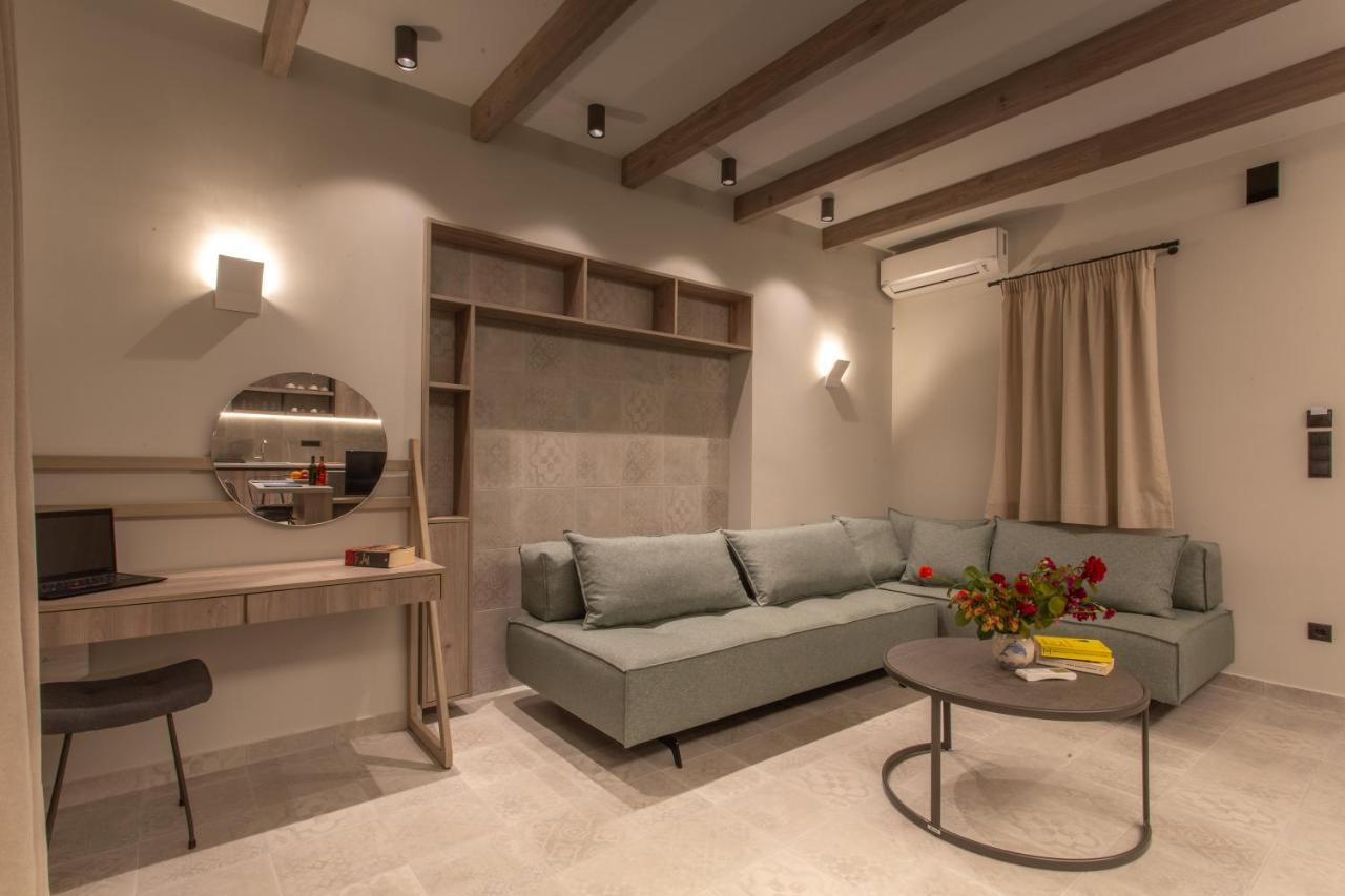 Quinta Essentia Suites Foiníki エクステリア 写真