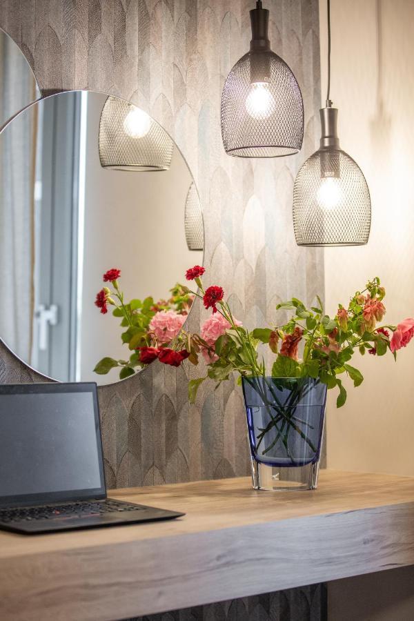 Quinta Essentia Suites Foiníki エクステリア 写真