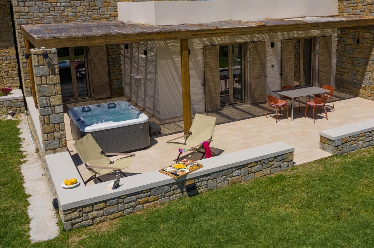 Quinta Essentia Suites Foiníki エクステリア 写真